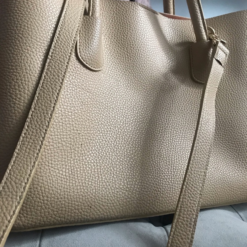 Angela Roi Cher Tote ๐ค - Picture 14 of 15